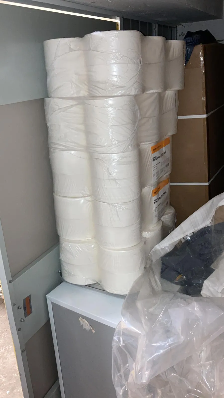 Réserve de consommables papier