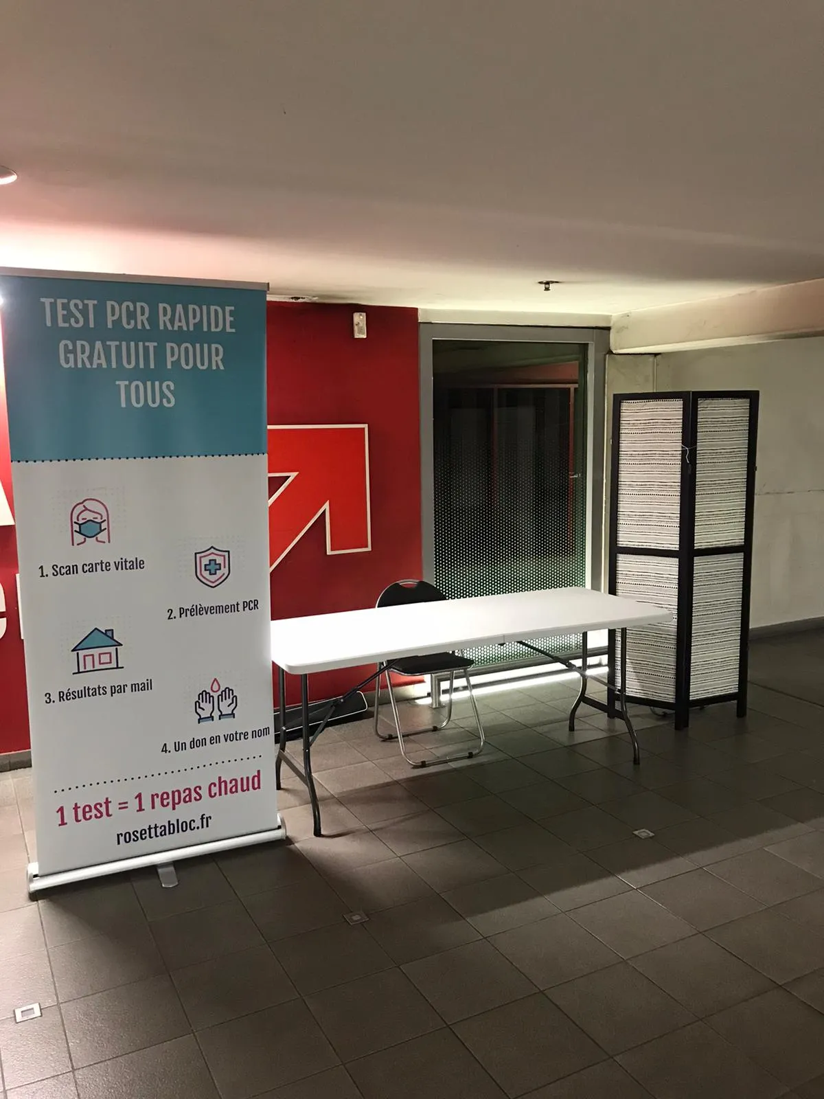 Roll-up de la campagne 1 test = 1 repas chaud